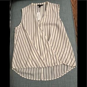 NWT Banana Republic Cream & Navy Stripe Sleeveless Shirt - SZ XS 🧵